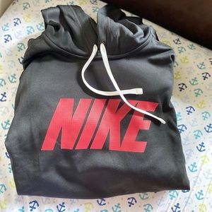 Nike therma-fit hoodie